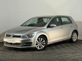 Used Volkswagen Golf 2013 for sale - 77674580: Photo