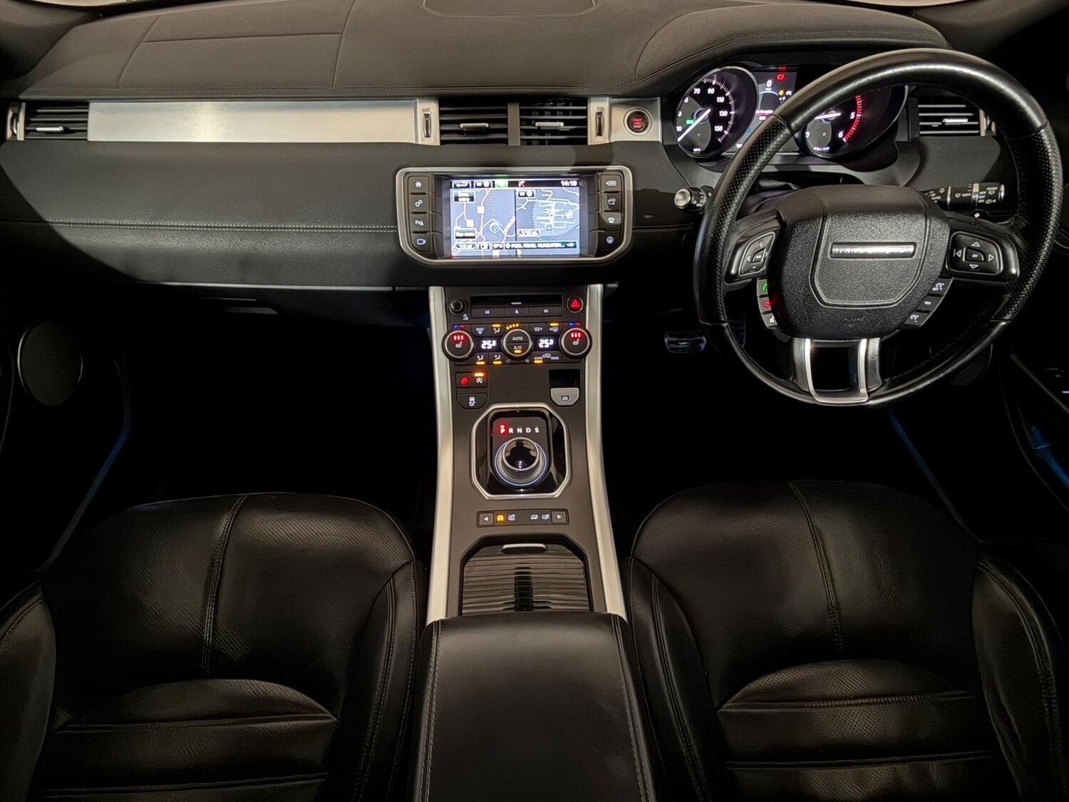 Used Land Rover Range Rover Evoque 2015 for sale - 77551606: Photo 11