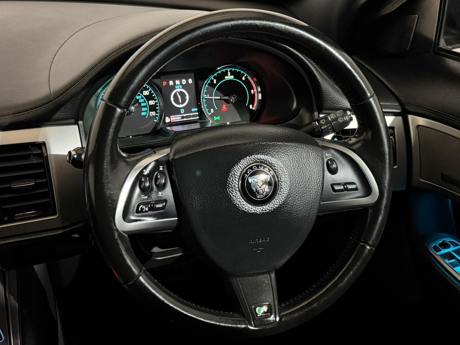 Used Jaguar XF 2015 for sale - 76419933: Photo 13