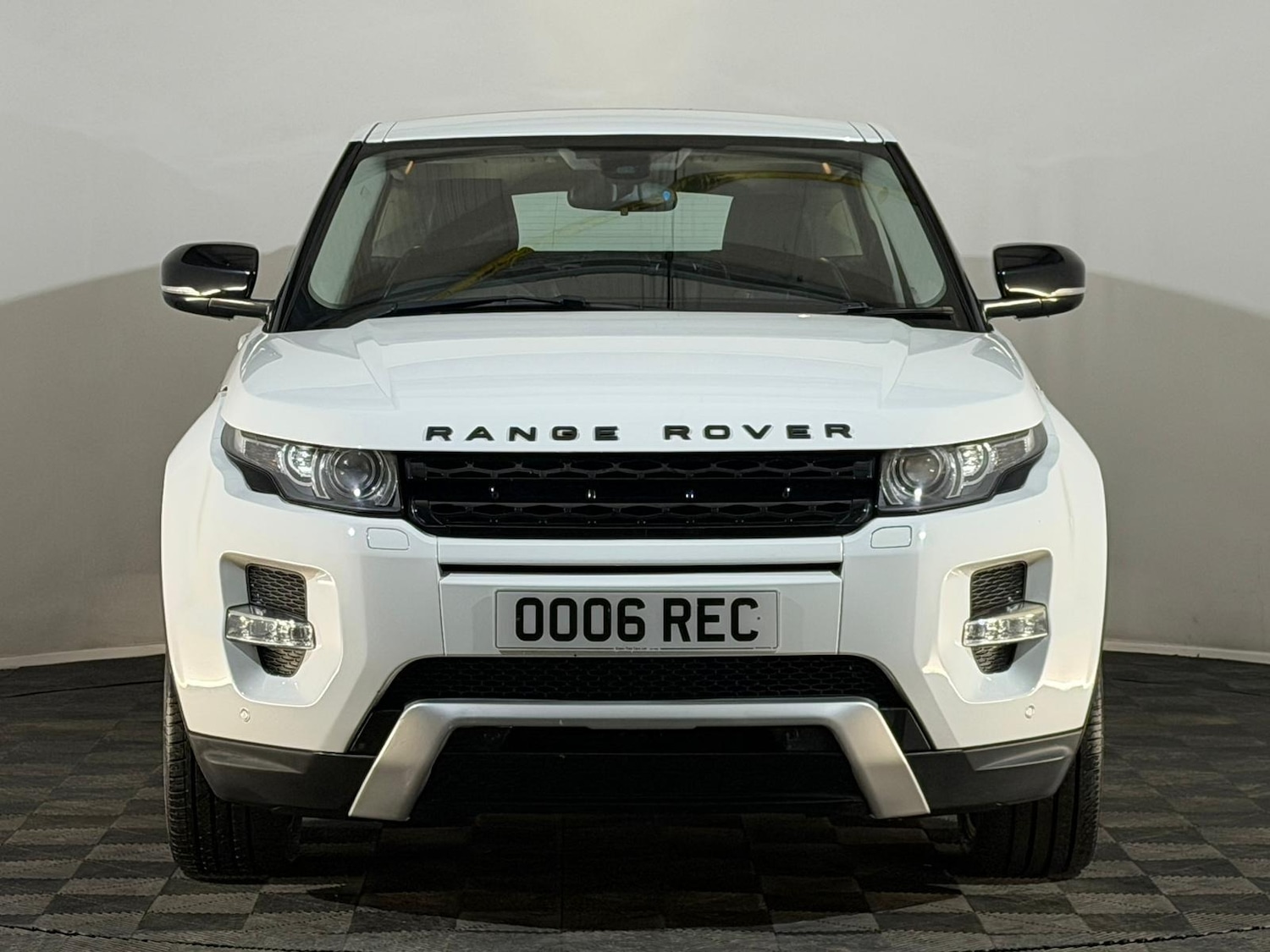 Used Land Rover Range Rover Evoque 2011 for sale - 77282818: Photo 2