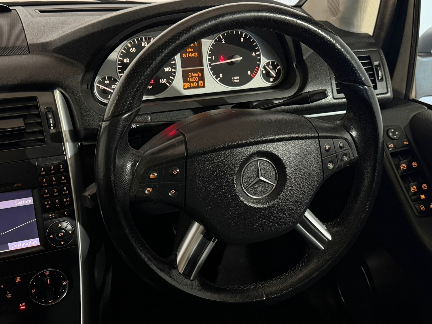 Used Mercedes-Benz B Class 2010 for sale - 76383304: Photo 13