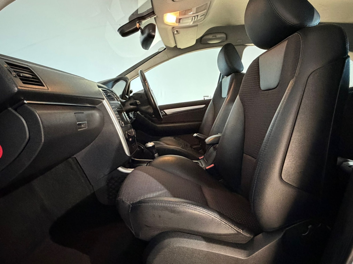 Used Mercedes-Benz B Class 2010 for sale - 76383304: Photo 18