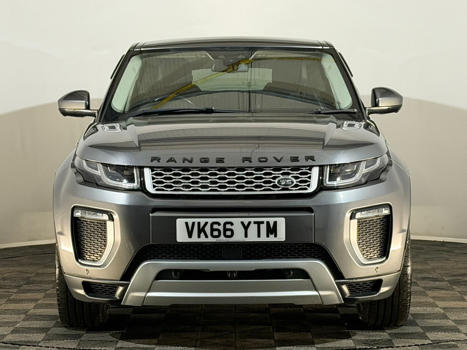 Used Land Rover Range Rover Evoque 2016 for sale - 77125498: Photo 2