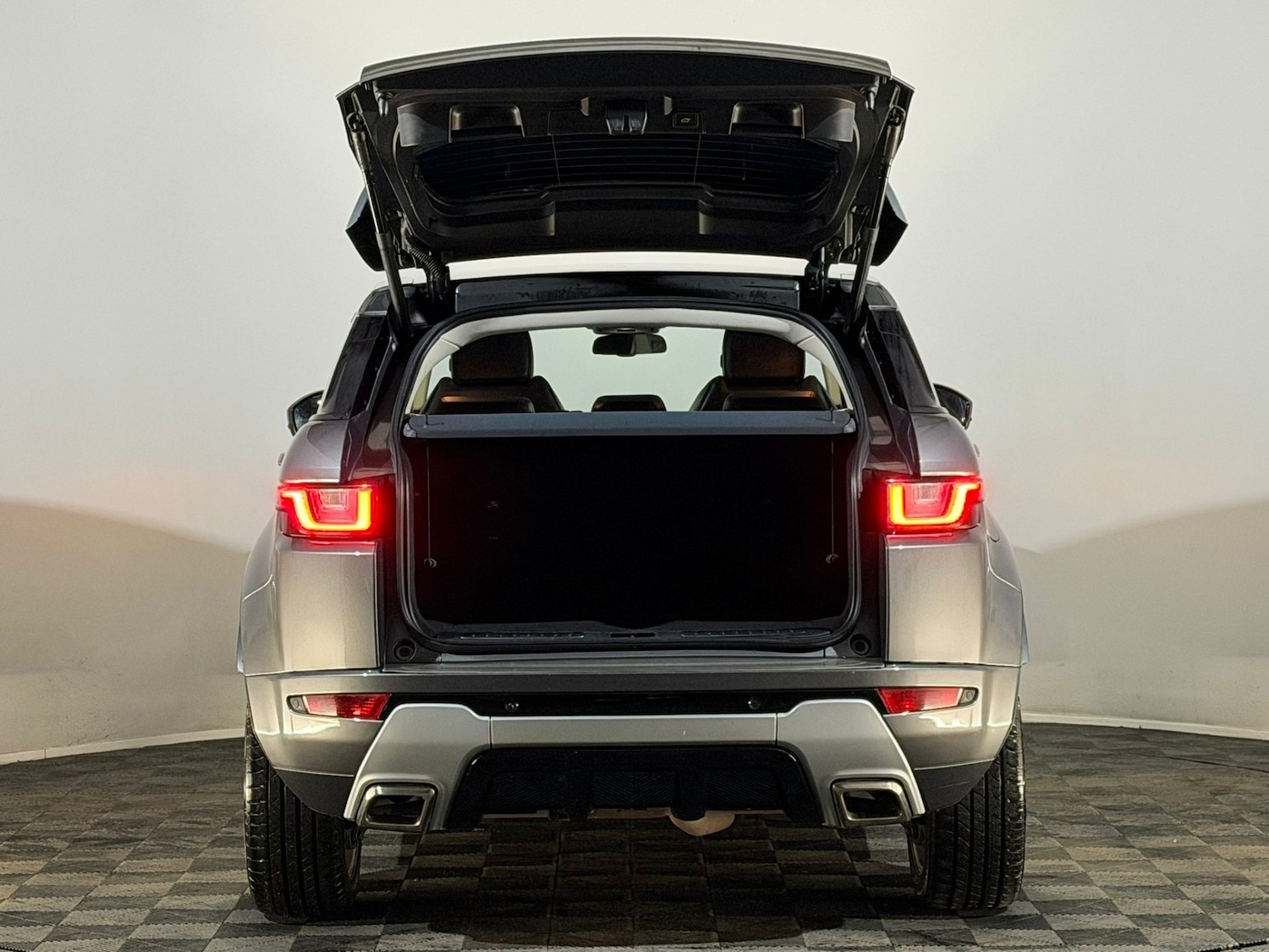 Used Land Rover Range Rover Evoque 2016 for sale - 77125498: Photo 8