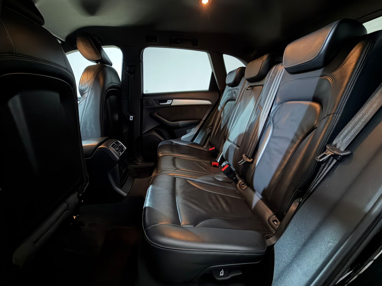 Used Audi Q5 2015 for sale - 78089235: Photo 19