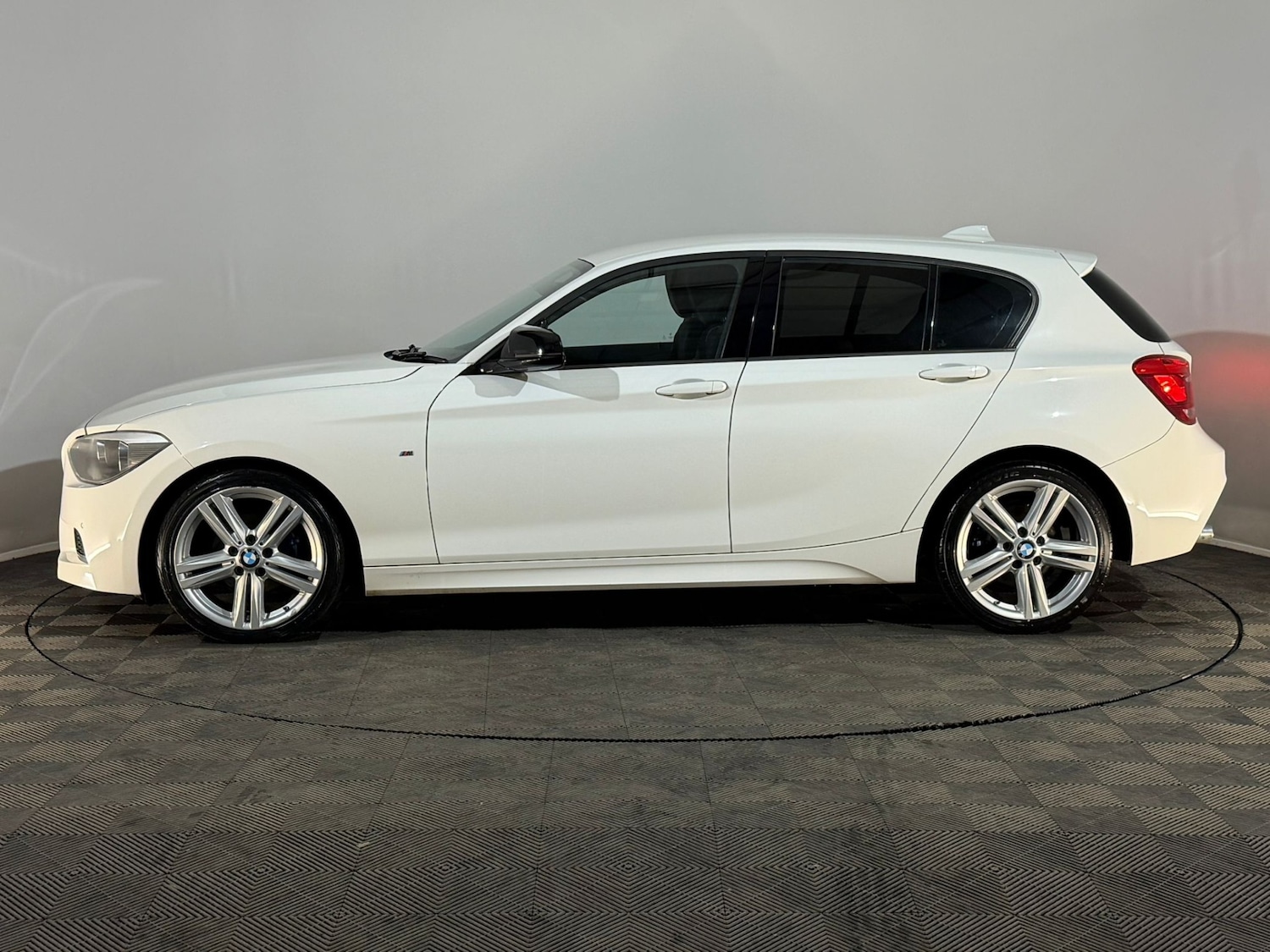 Used BMW 1 Series 2014 for sale - 77801928: Photo 5