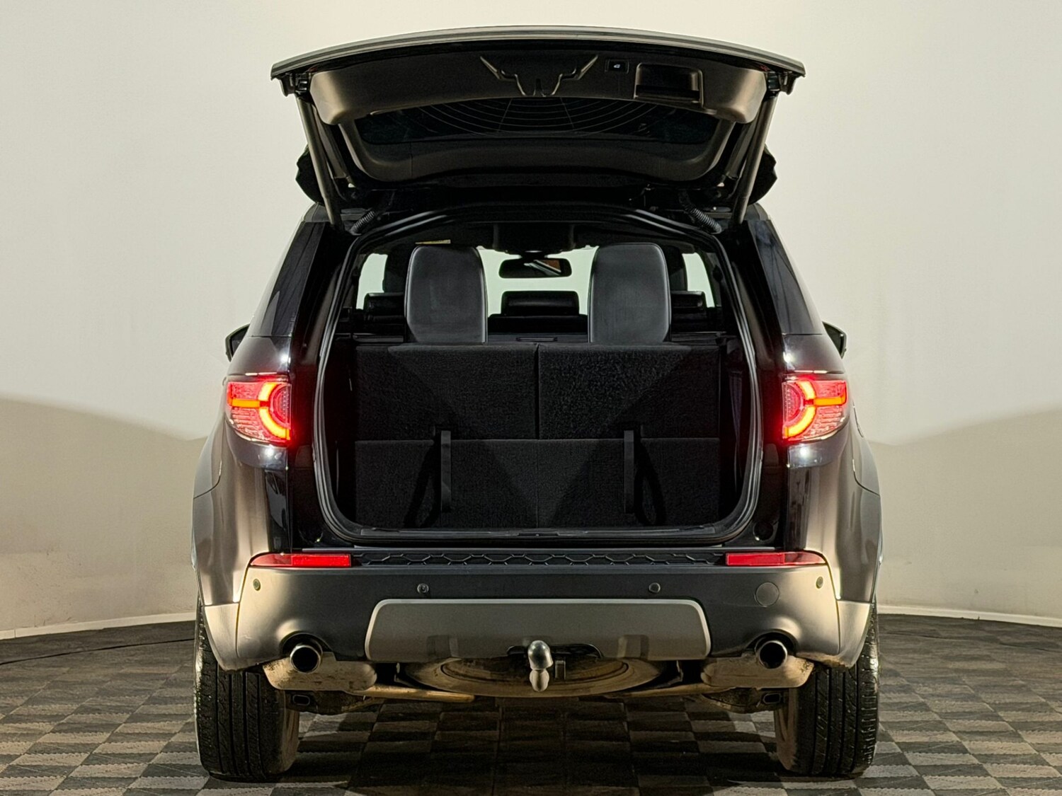 Used Land Rover Discovery Sport 2018 for sale - 77446217: Photo 8