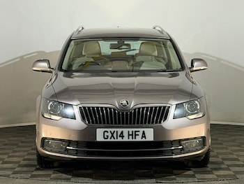 Used Skoda Superb 2014 for sale - 78299008: Photo