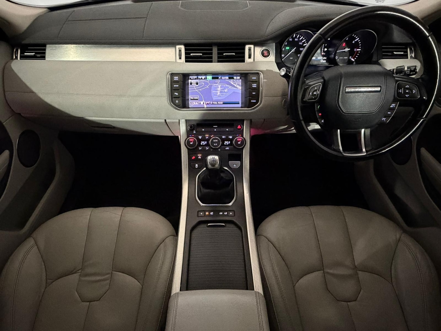 Used Land Rover Range Rover Evoque 2013 for sale - 77058410: Photo 11