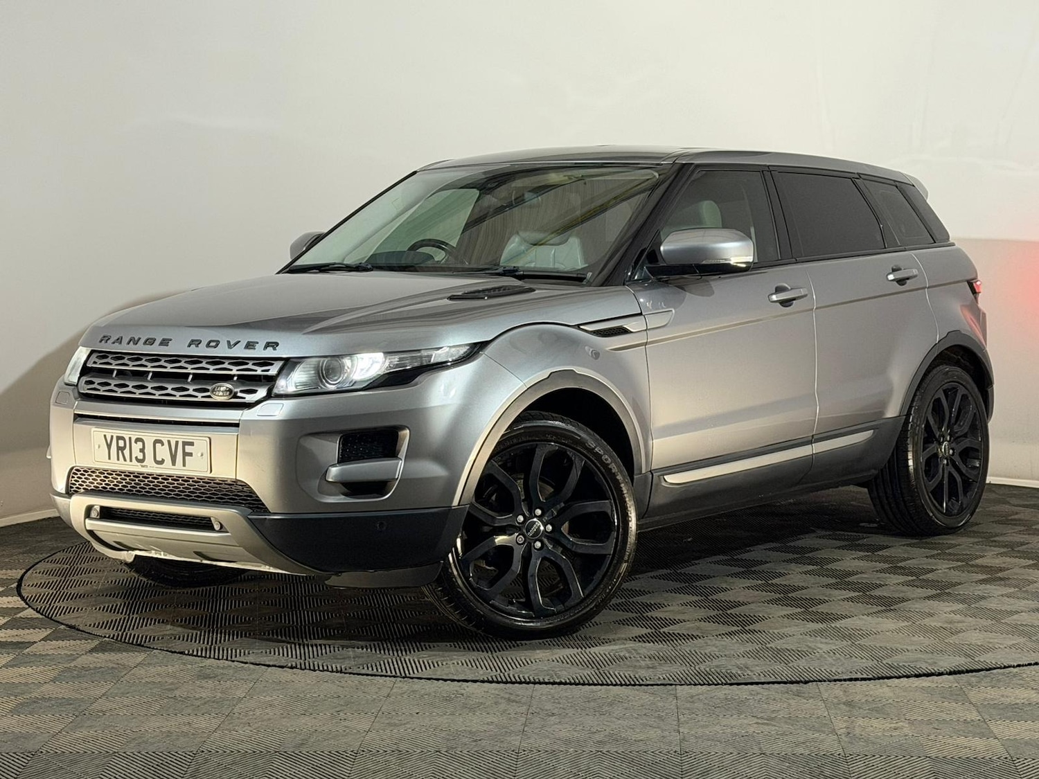 Used Land Rover Range Rover Evoque 2013 for sale - 77058410: Photo 3