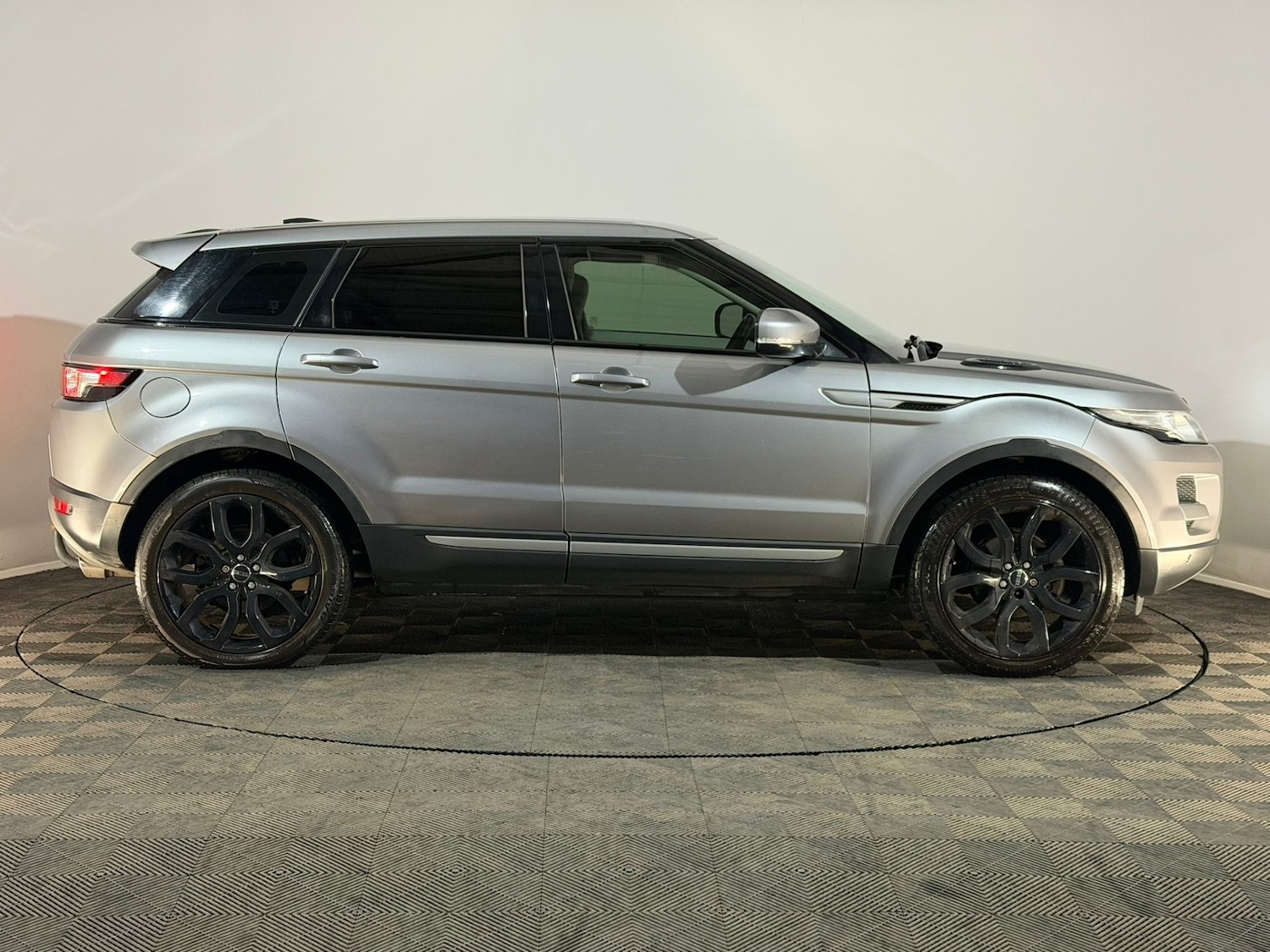 Used Land Rover Range Rover Evoque 2013 for sale - 77058410: Photo 4