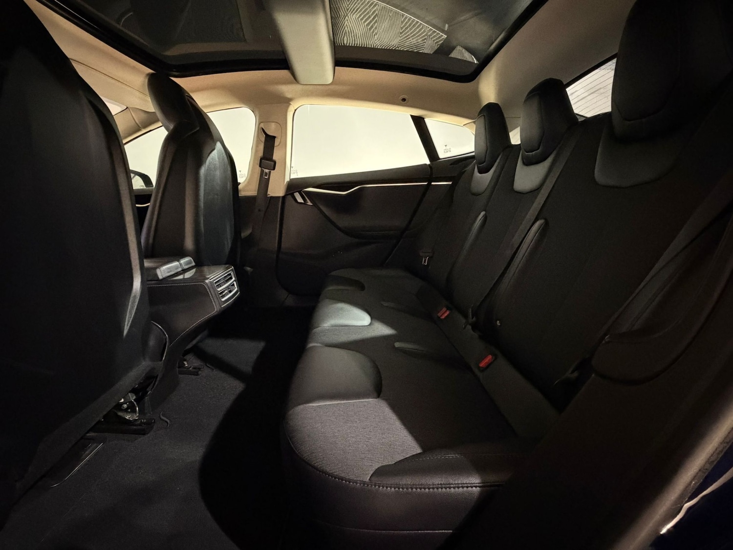 Used Tesla Model S 2014 for sale - 76089743: Photo 17