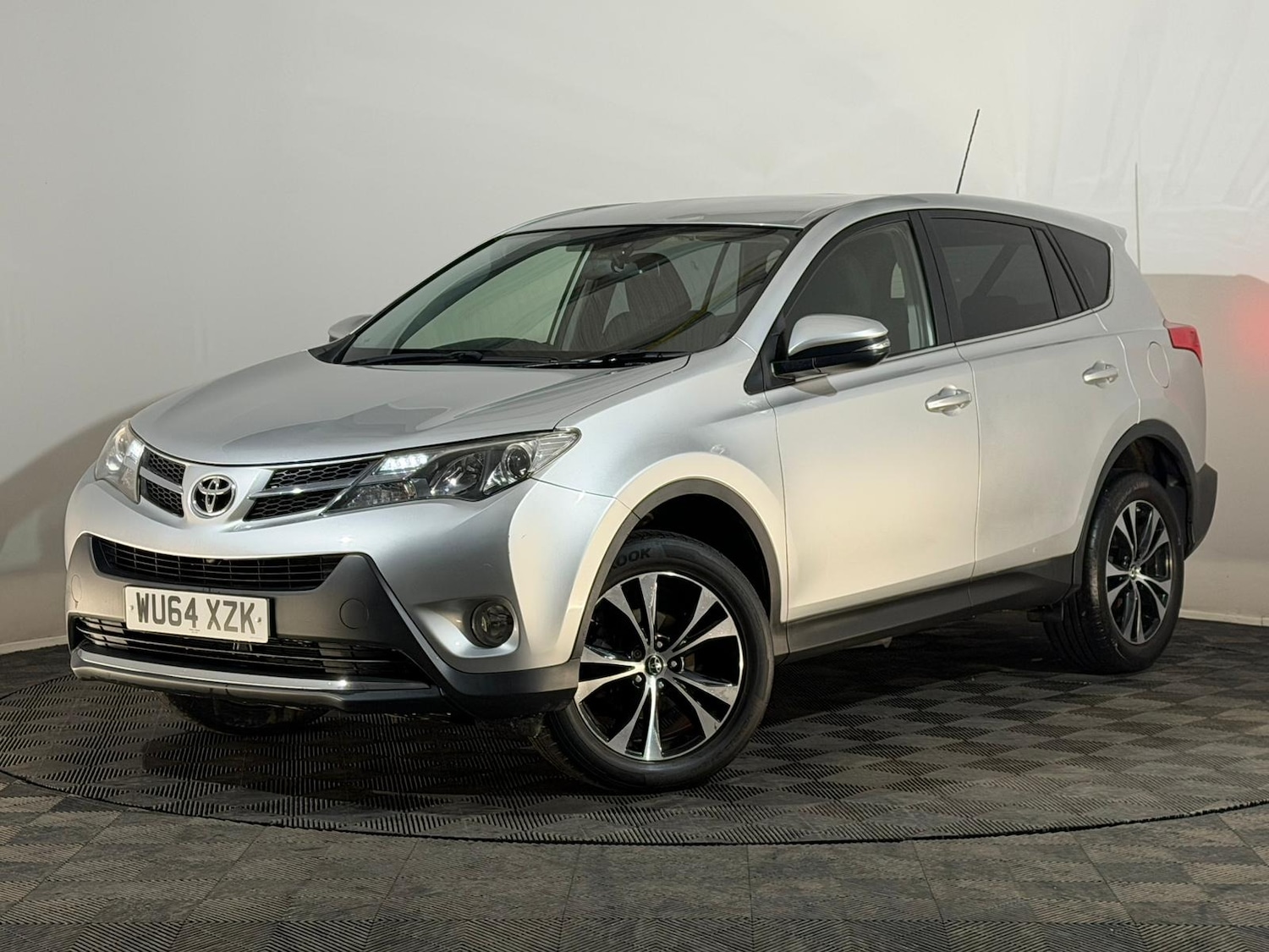 Used Toyota RAV4 2014 for sale - 76960295: Photo 3