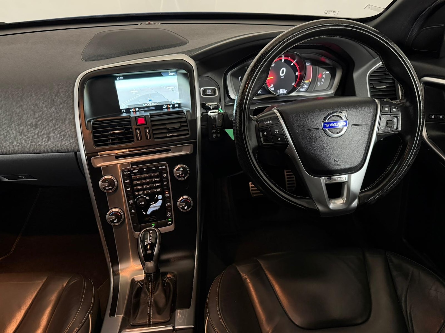 Used Volvo XC60 2016 for sale - 76664577: Photo 12