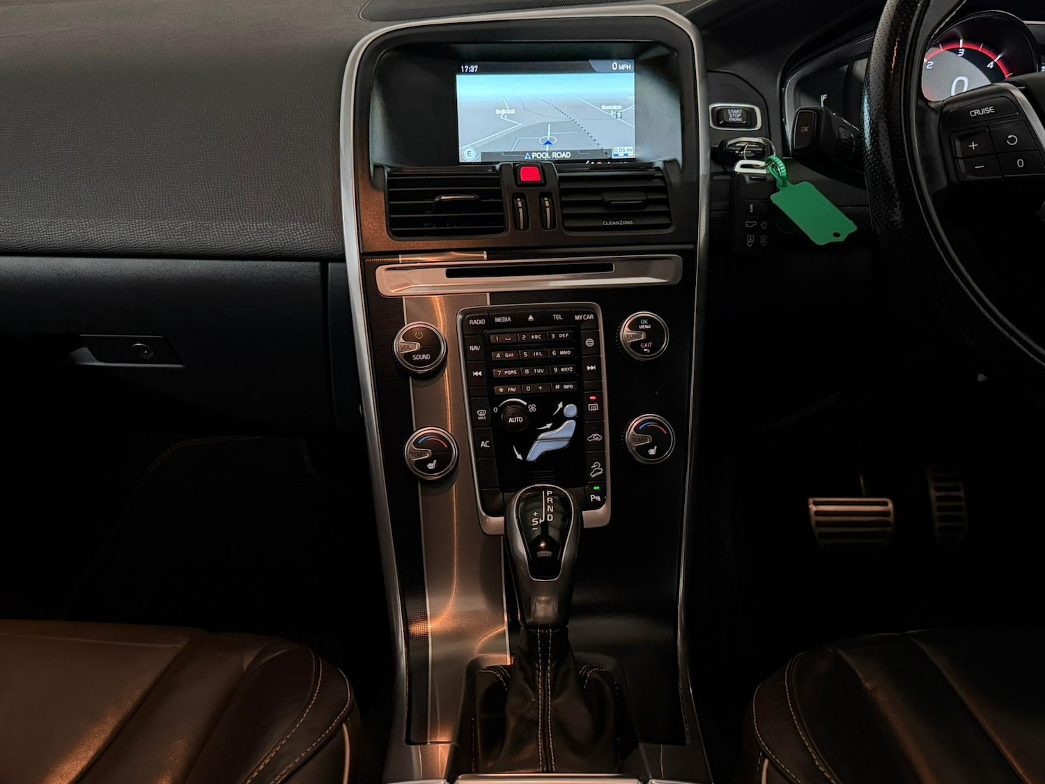 Used Volvo XC60 2016 for sale - 76664577: Photo 14