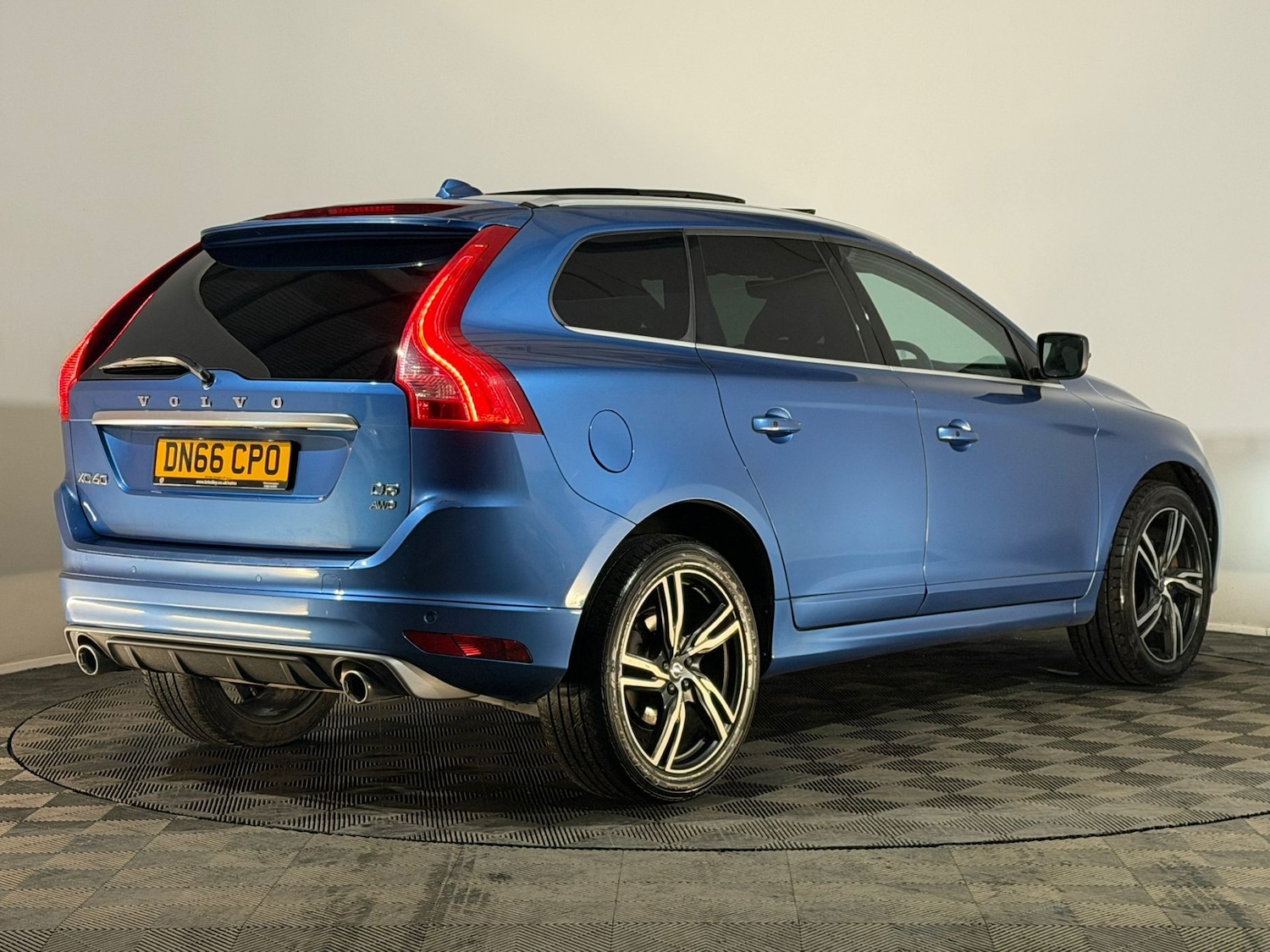 Used Volvo XC60 2016 for sale - 76664577: Photo 6