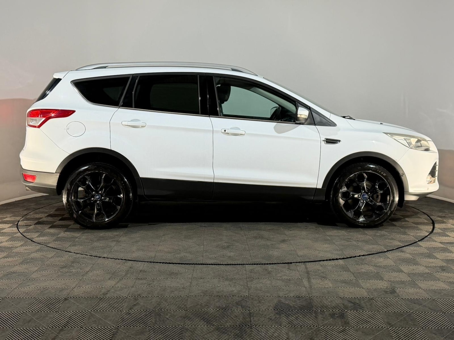 Used Ford Kuga 2013 for sale - 76793008: Photo 4