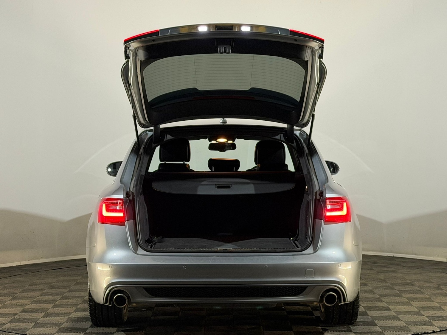 Used Audi A6 2012 for sale - 78089152: Photo 8