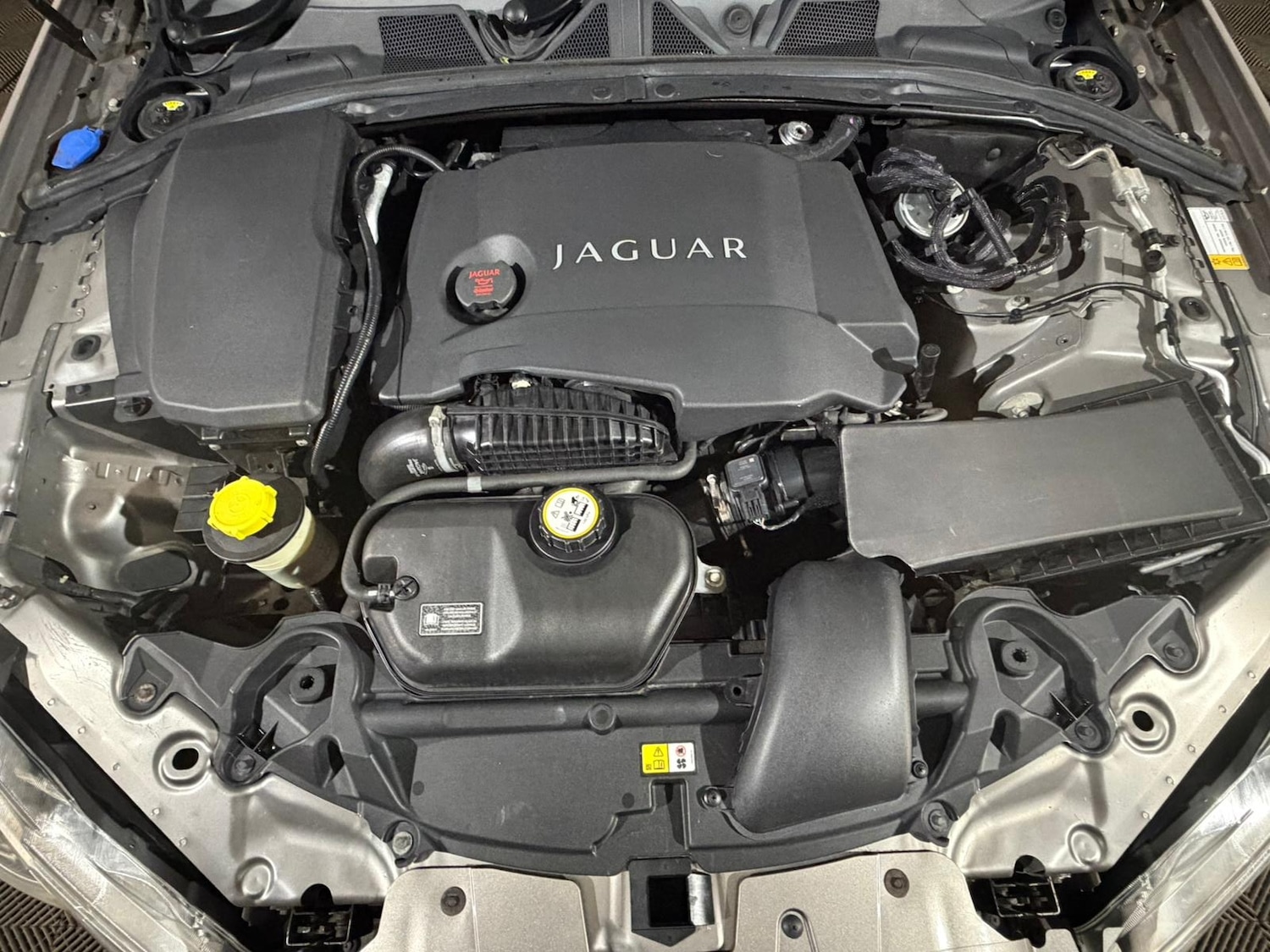 Used Jaguar XF 2011 for sale - 78216066: Photo 10