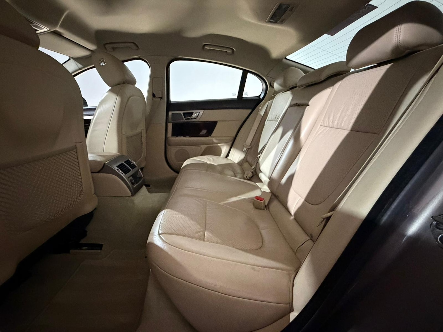 Used Jaguar XF 2011 for sale - 78216066: Photo 19