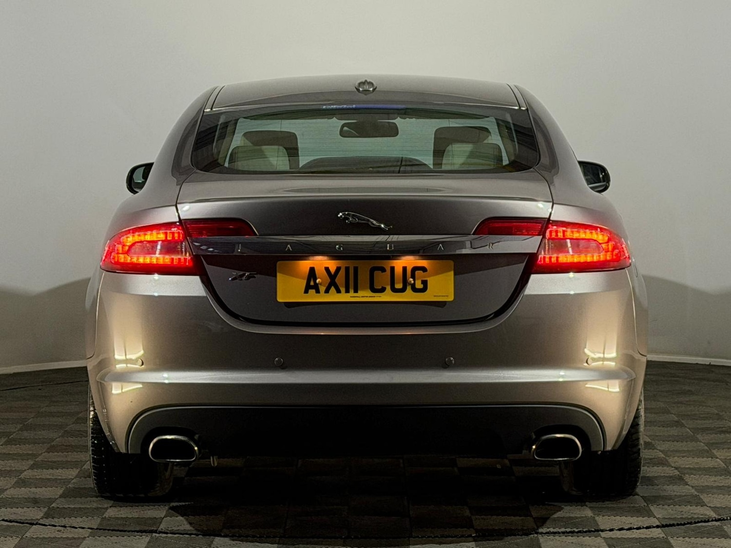 Used Jaguar XF 2011 for sale - 78216066: Photo 7