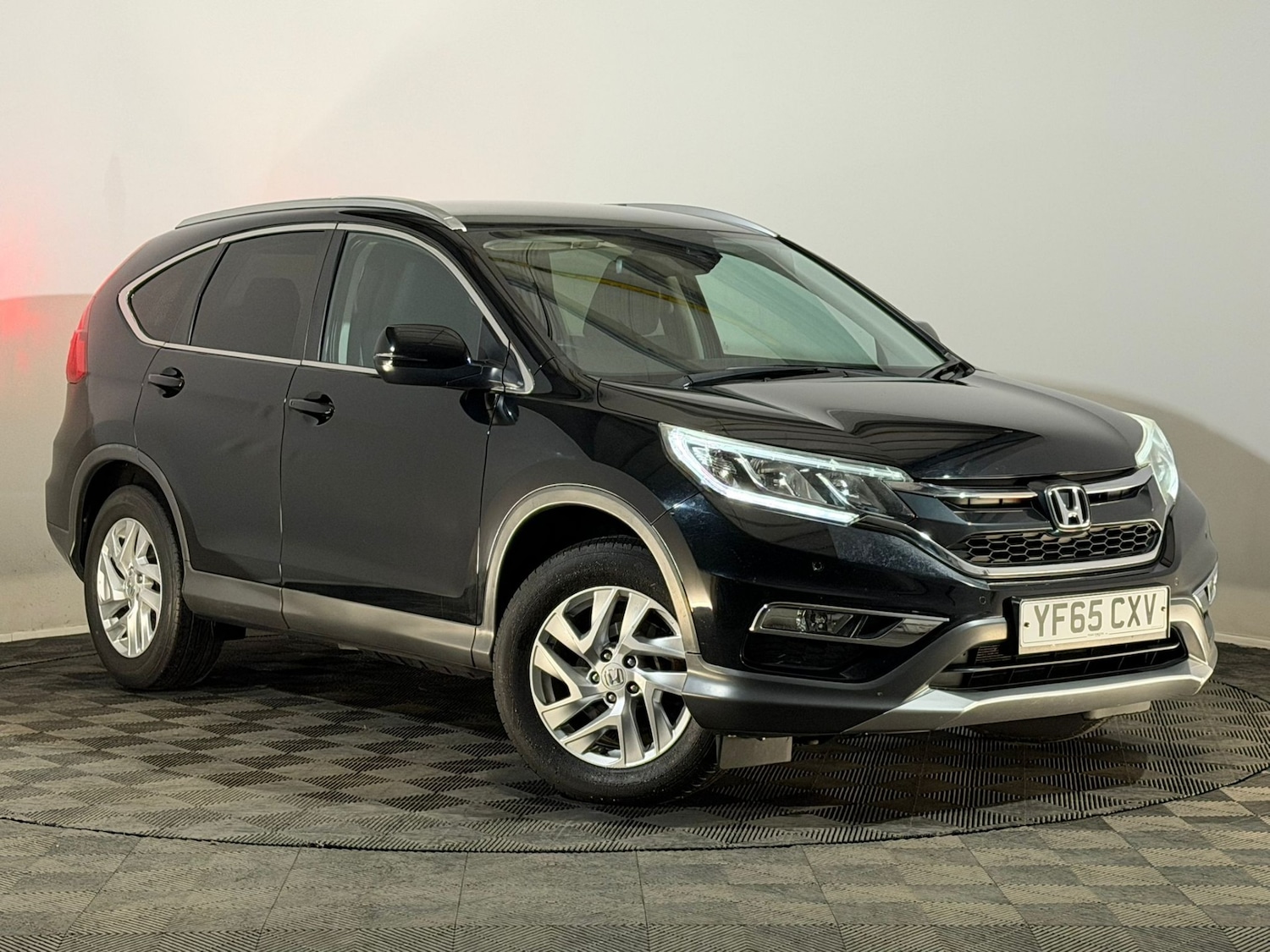 Used Honda CR-V 2015 for sale - 76193631: Photo 1