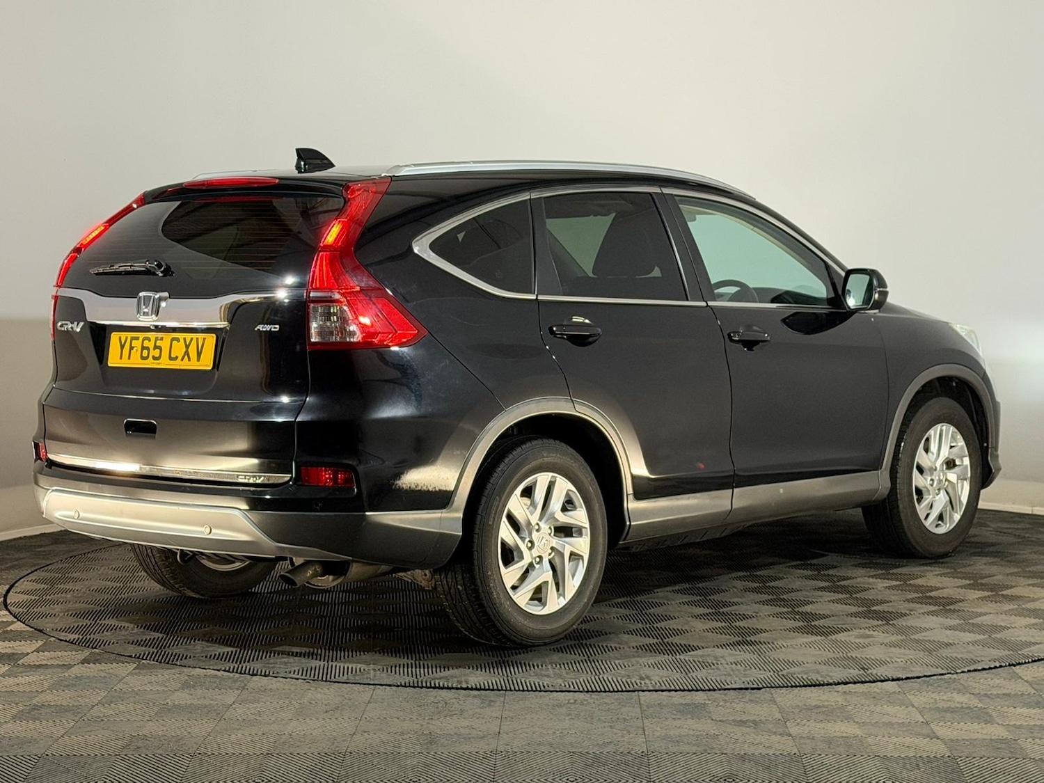 Used Honda CR-V 2015 for sale - 76193631: Photo 6