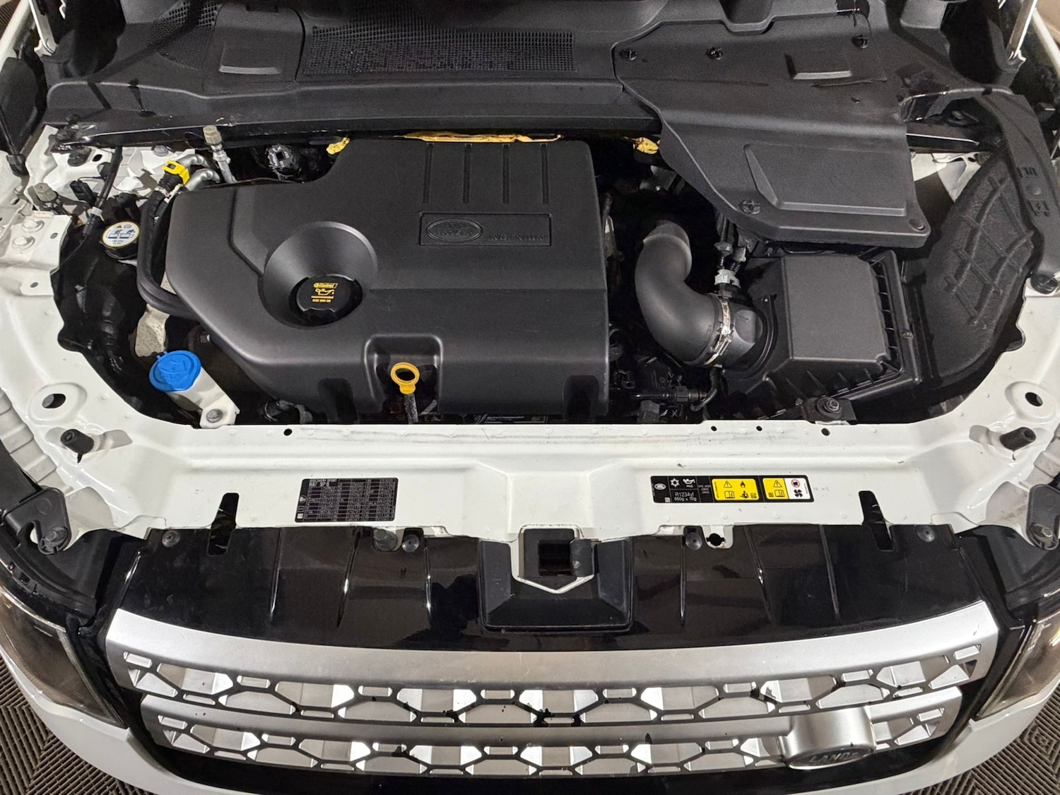 Used Land Rover Discovery Sport 2015 for sale - 76372590: Photo 10