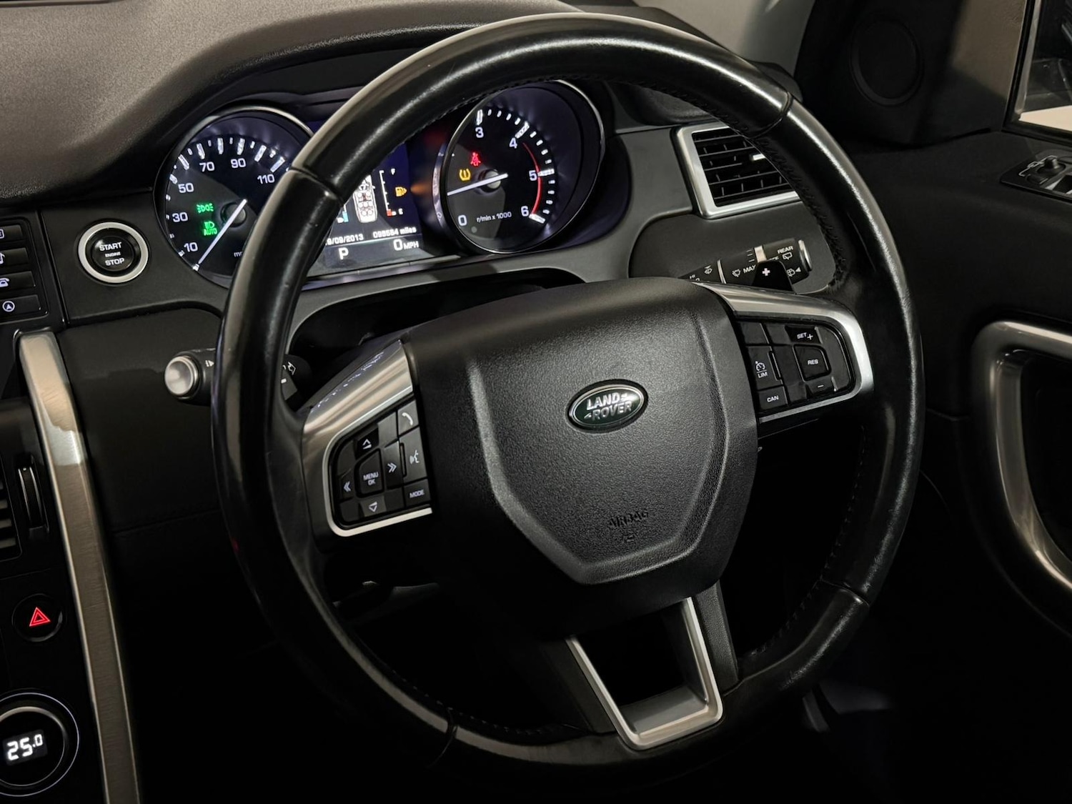 Used Land Rover Discovery Sport 2015 for sale - 76372590: Photo 14