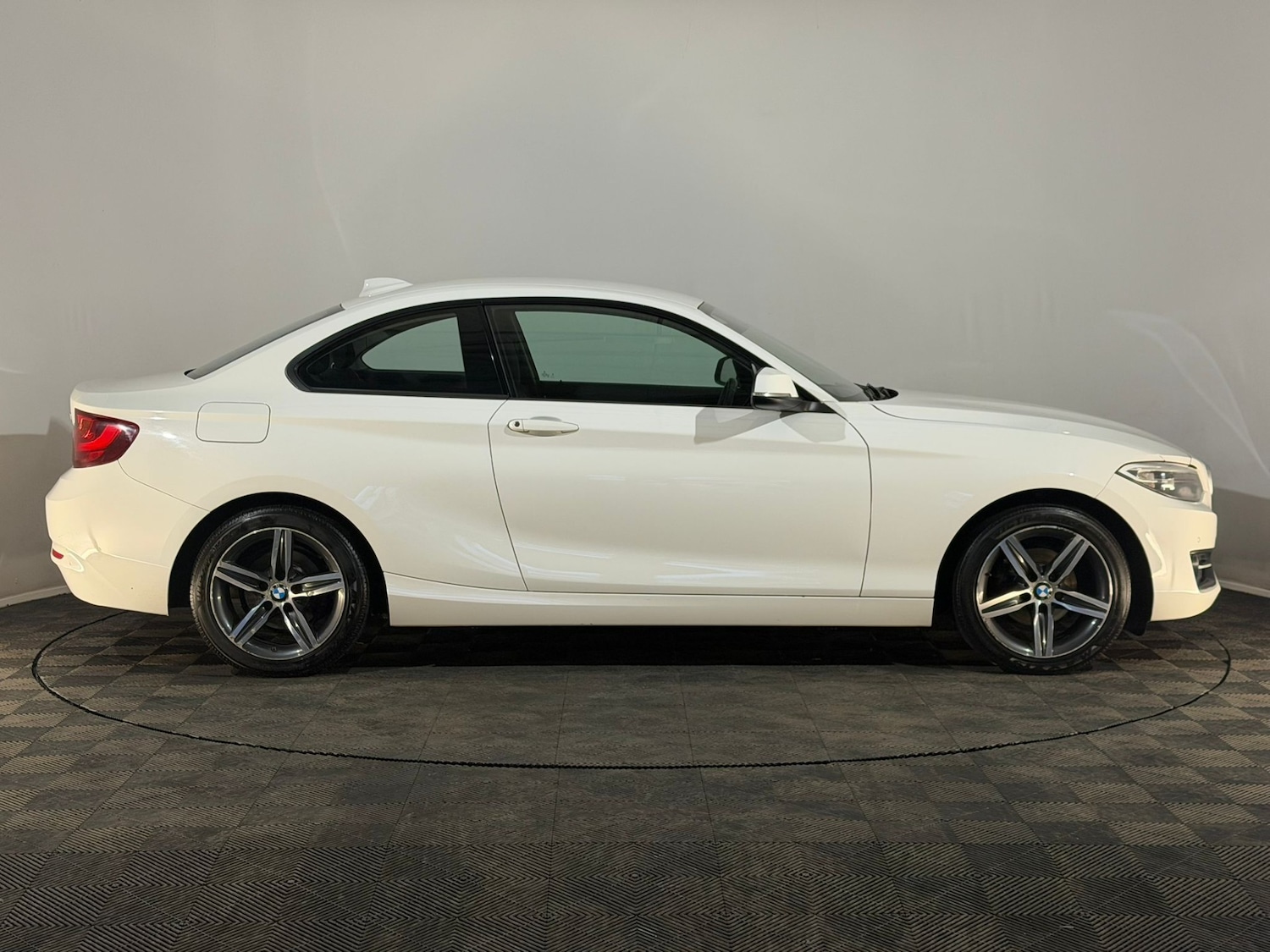 Used BMW 2 Series 2016 for sale - 76896488: Photo 4