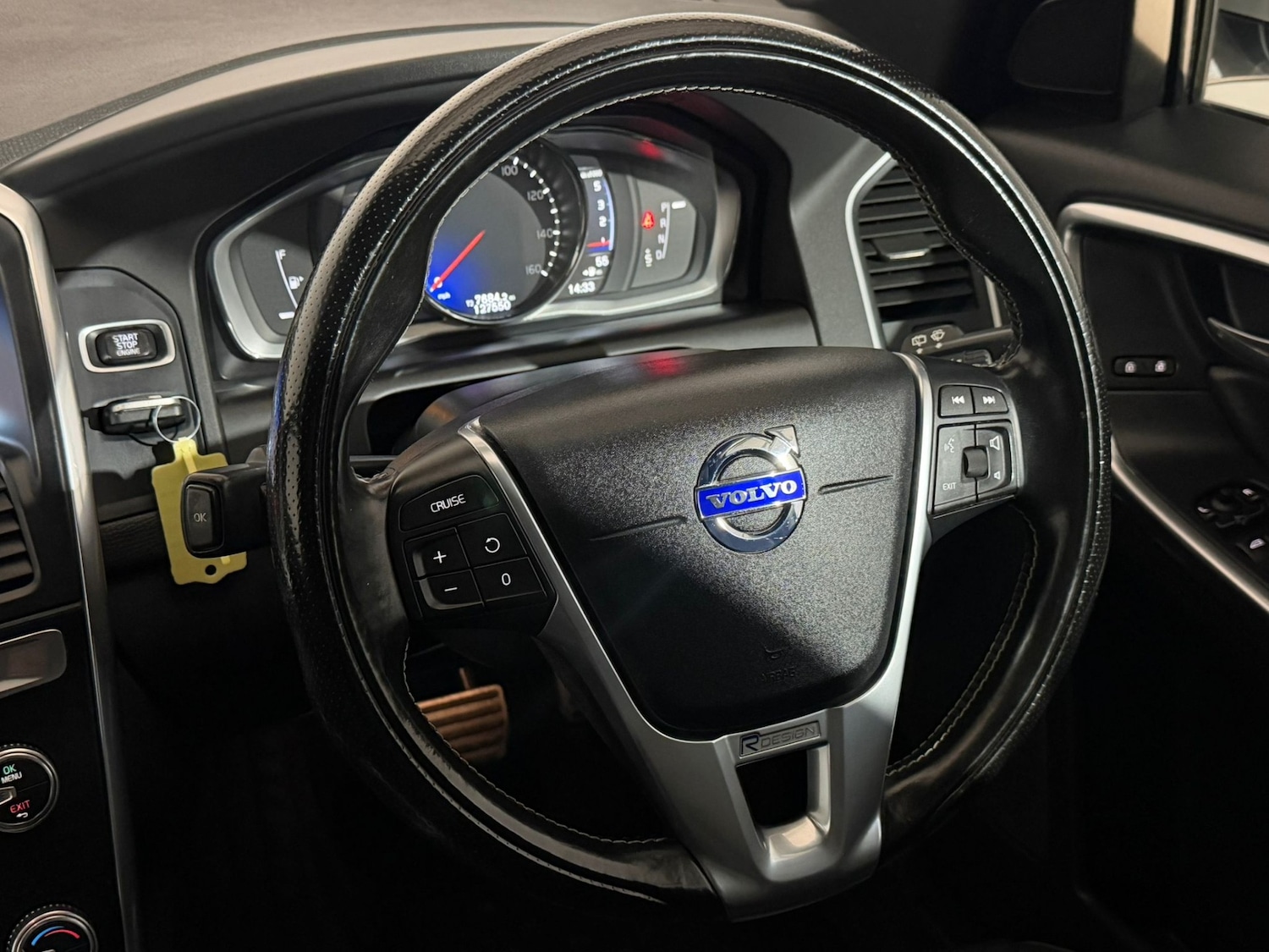 Used Volvo XC60 2016 for sale - 77801916: Photo 13