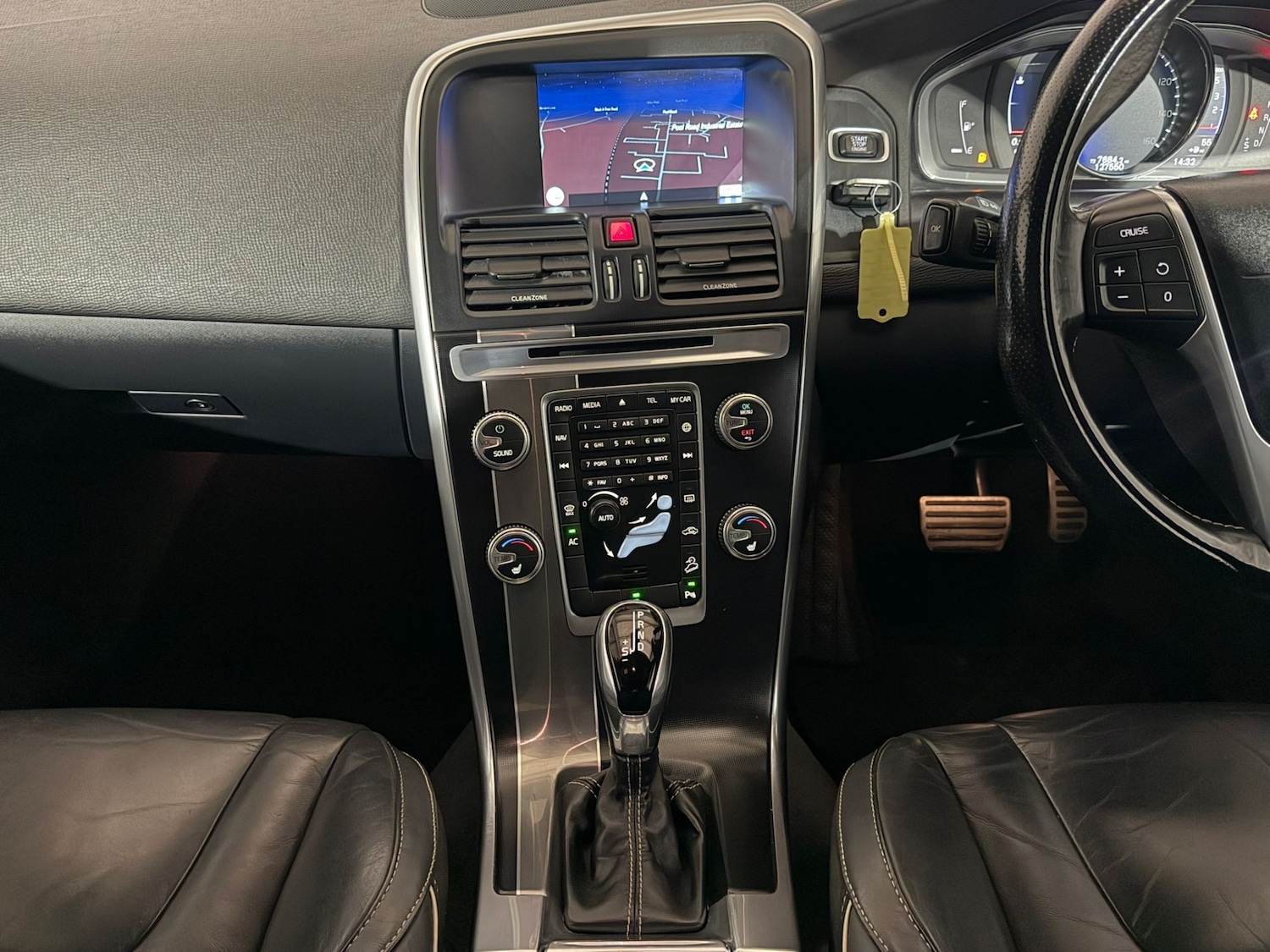 Used Volvo XC60 2016 for sale - 77801916: Photo 14