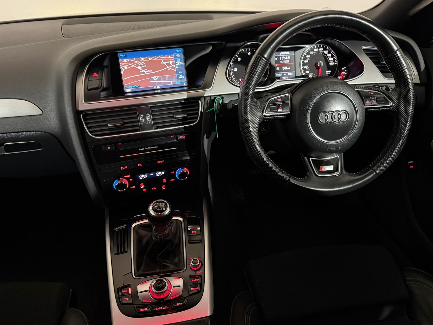 Used Audi A4 2014 for sale - 76612207: Photo 12