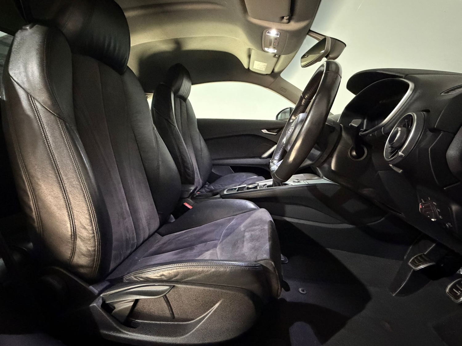 Used Audi TT 2015 for sale - 76672514: Photo 17