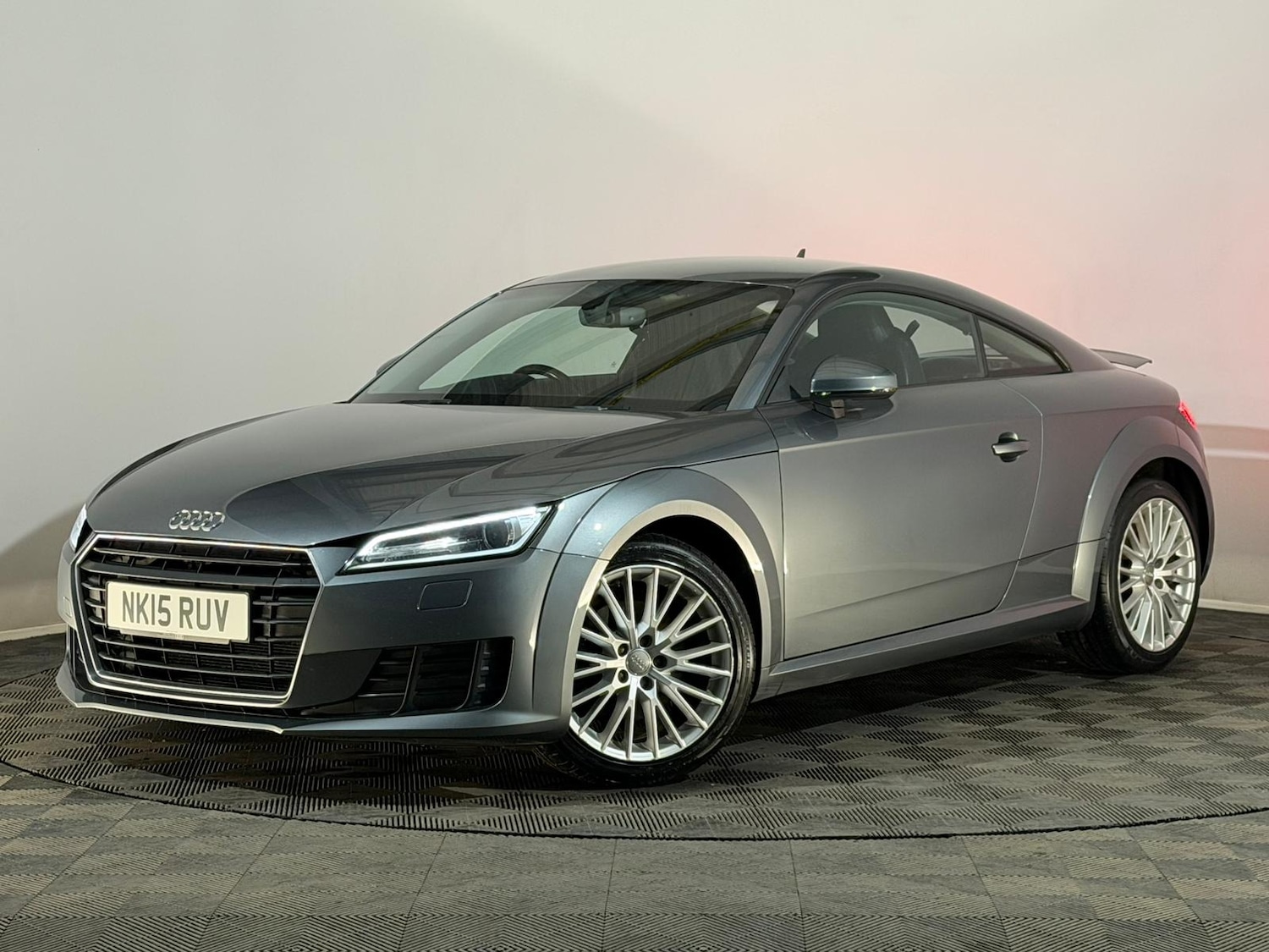 Used Audi TT 2015 for sale - 76672514: Photo 3