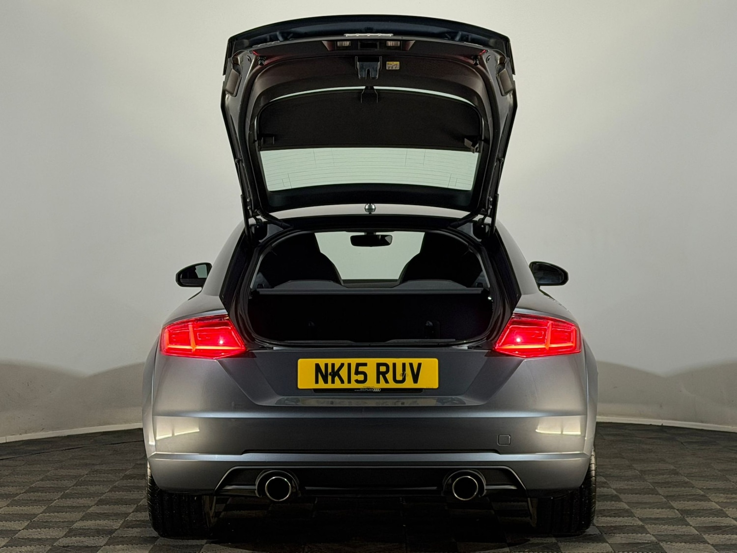 Used Audi TT 2015 for sale - 76672514: Photo 8