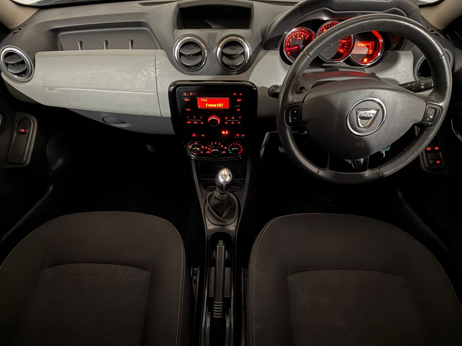 Used Dacia Duster 2015 for sale - 76385167: Photo 11