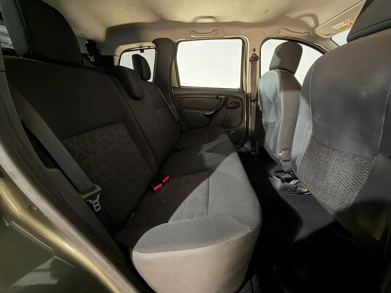 Used Dacia Duster 2015 for sale - 76385167: Photo 18