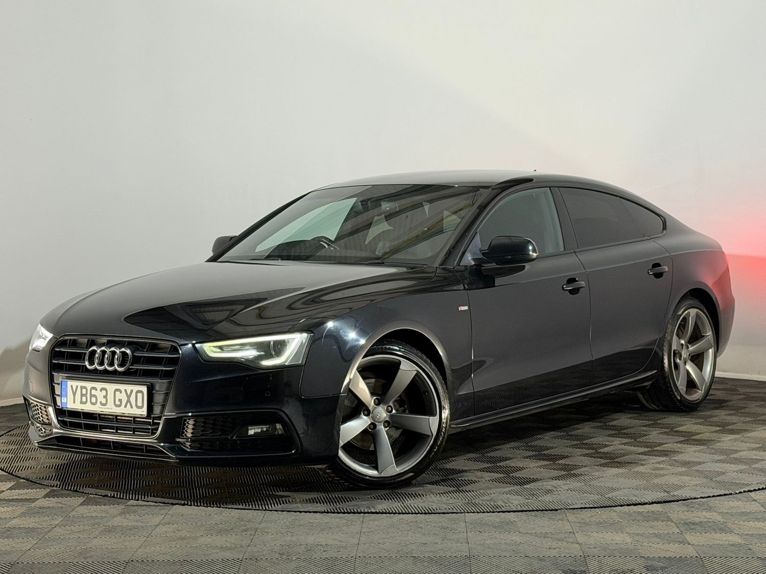 Used Audi A5 2014 for sale - 76383439: Photo 3
