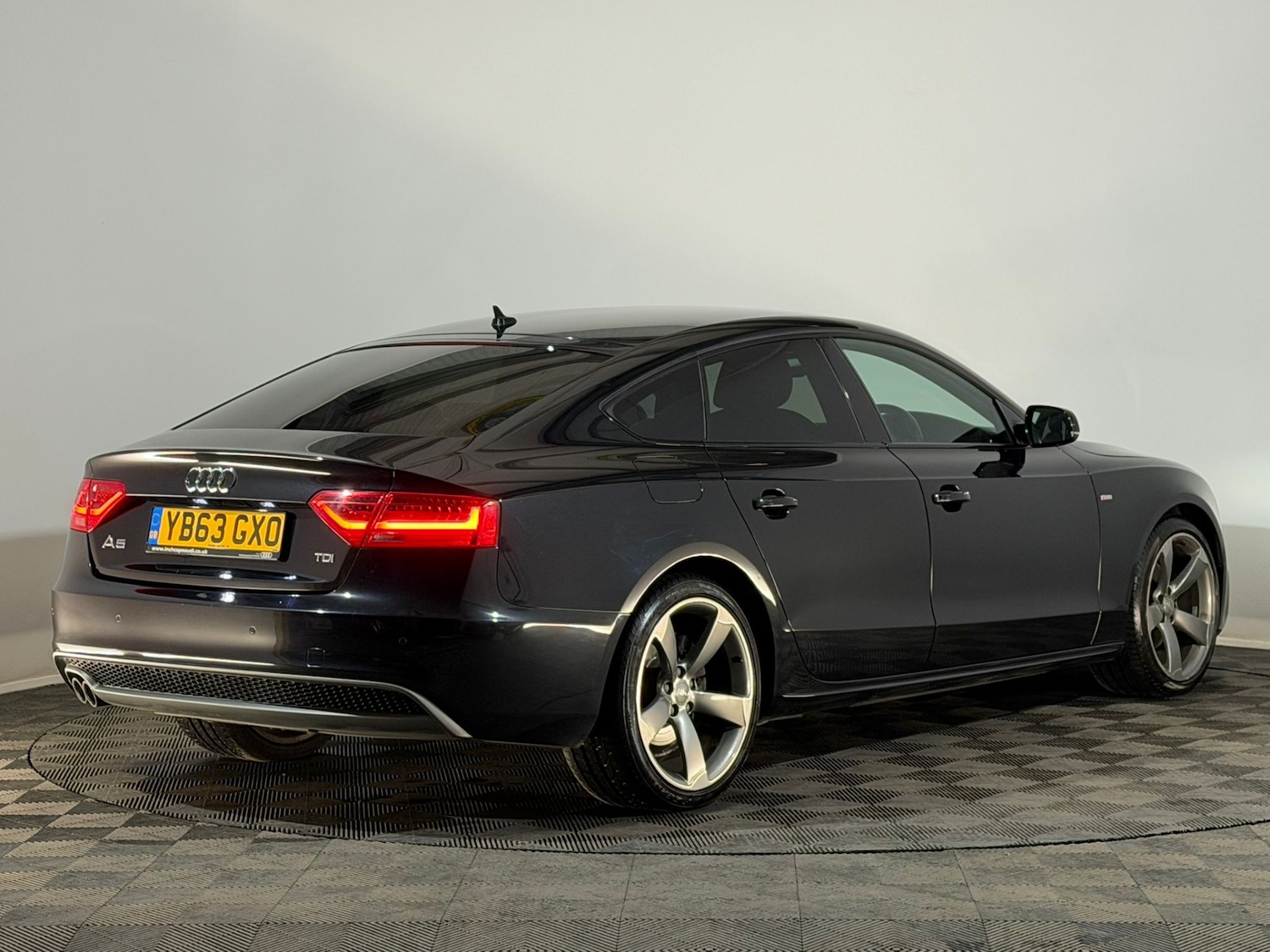 Used Audi A5 2014 for sale - 76383439: Photo 6