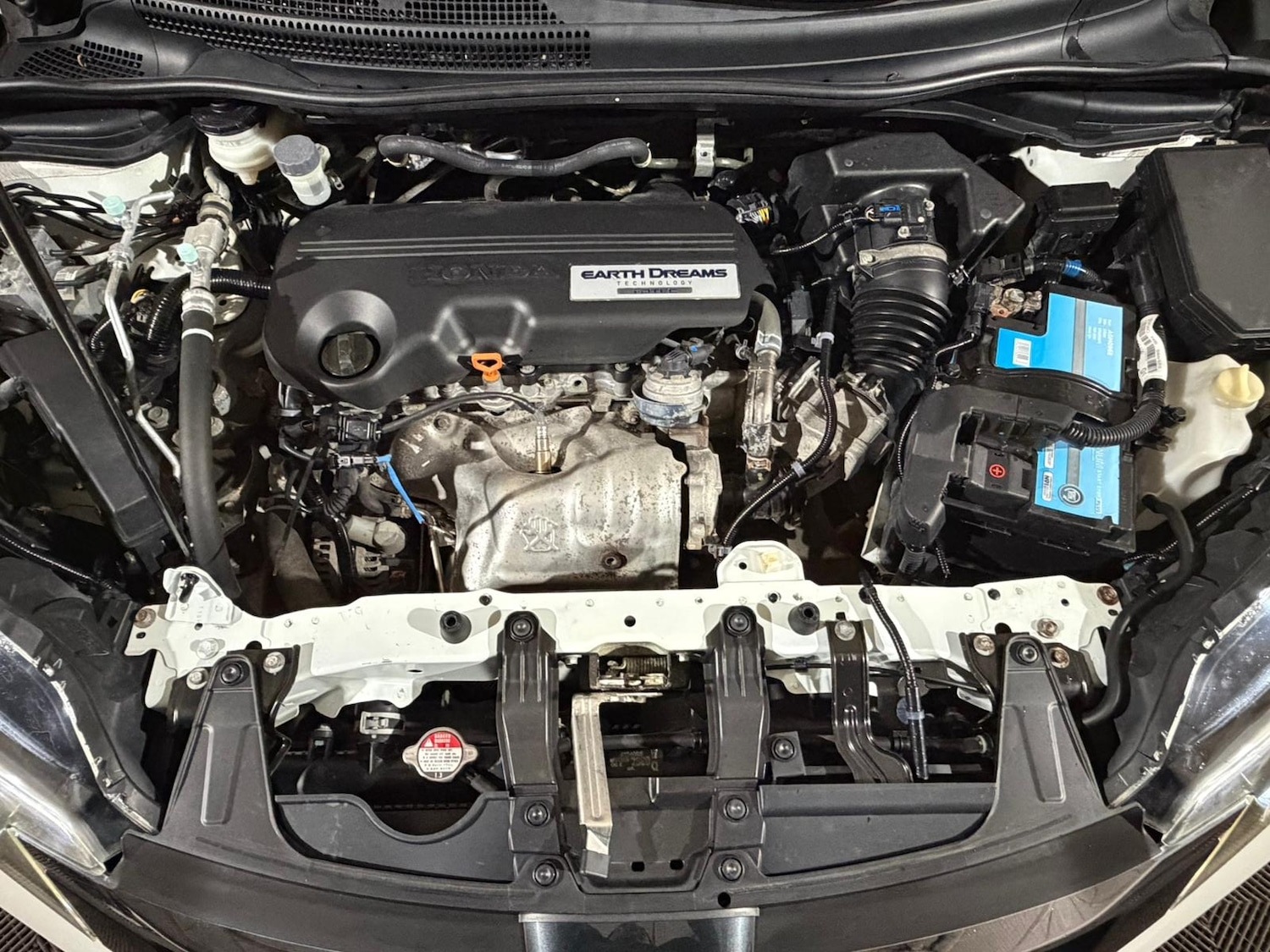 Used Honda CR-V 2015 for sale - 77223205: Photo 10