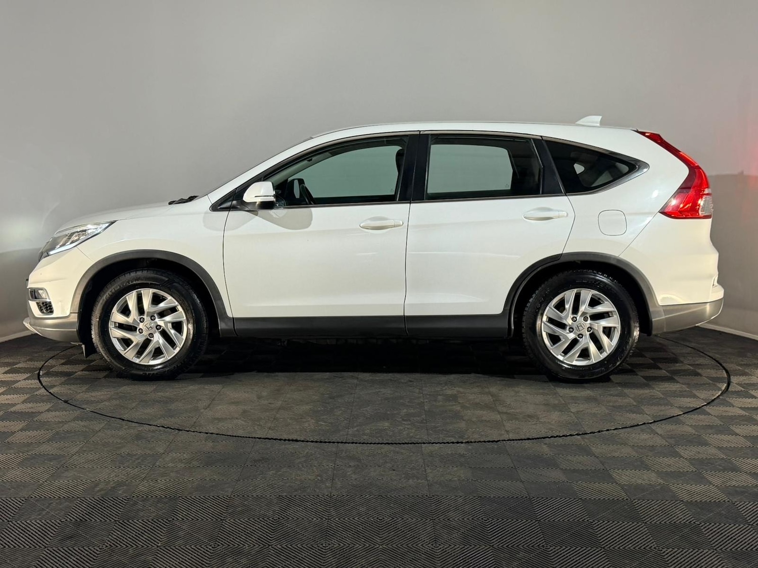 Used Honda CR-V 2015 for sale - 77223205: Photo 5