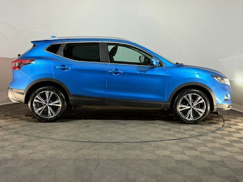 Used Nissan Qashqai 2017 for sale - 78434357: Photo