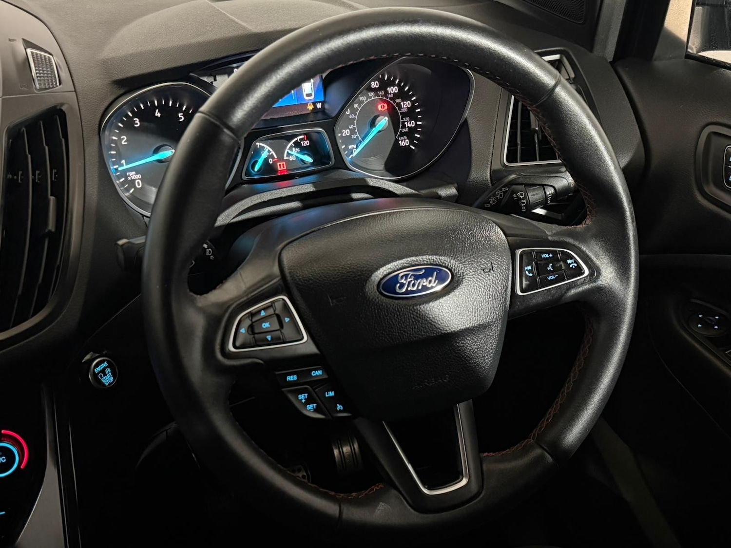 Used Ford Kuga 2018 for sale - 77137563: Photo 13