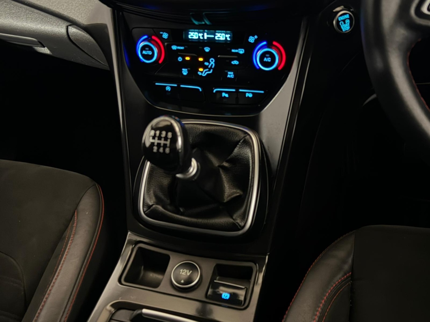 Used Ford Kuga 2018 for sale - 77137563: Photo 15