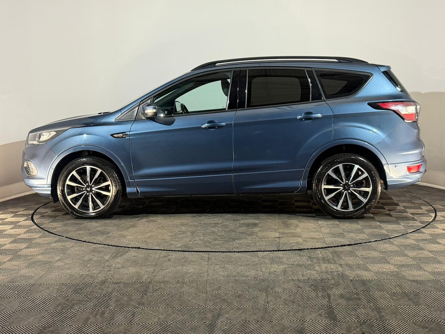 Used Ford Kuga 2018 for sale - 77137563: Photo 5