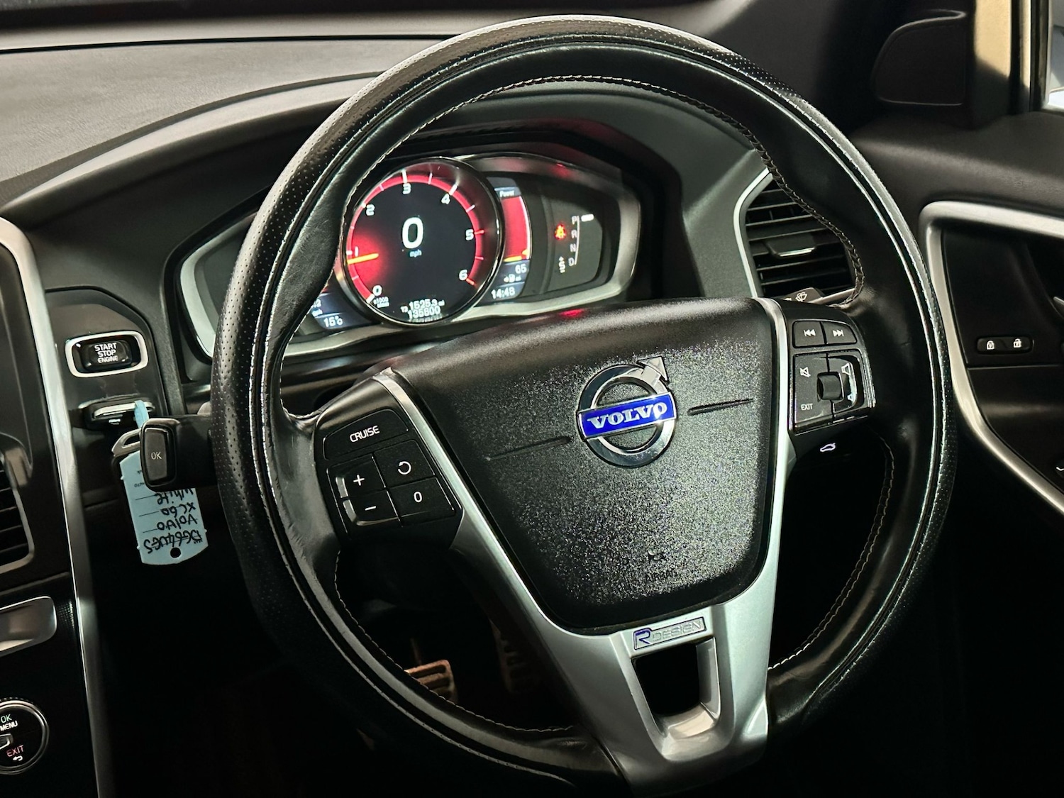 Used Volvo XC60 2014 for sale - 76707493: Photo 11