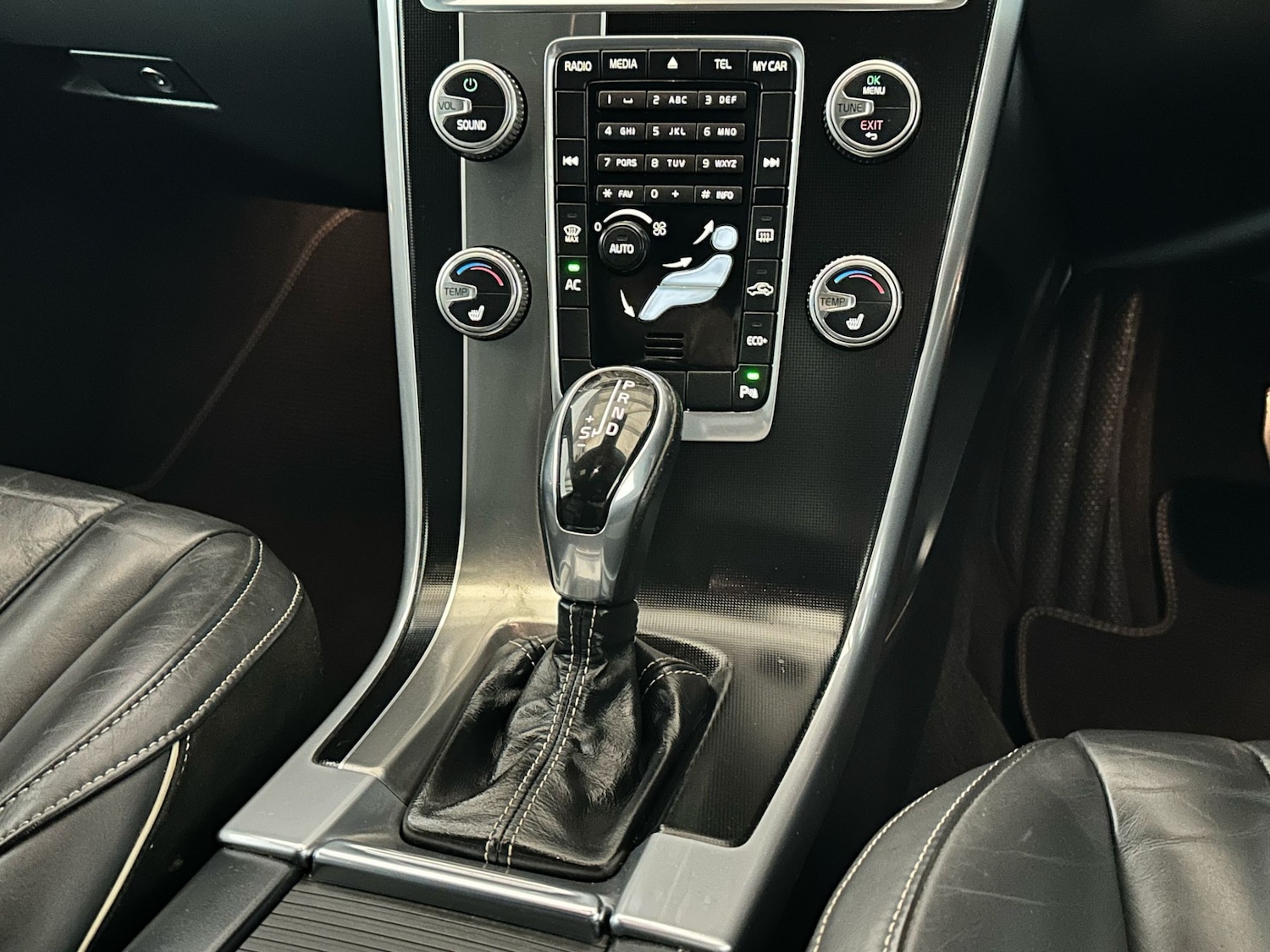 Used Volvo XC60 2014 for sale - 76707493: Photo 13