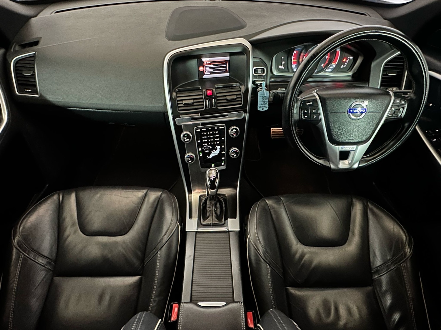 Used Volvo XC60 2014 for sale - 76707493: Photo 9