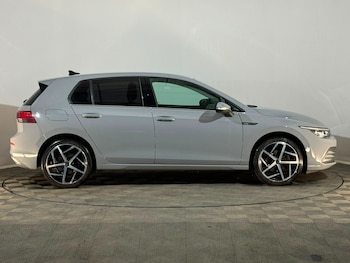Used Volkswagen Golf 2020 for sale - 79541261: Photo
